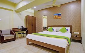 Treebo De Grandeur Anand Nagar